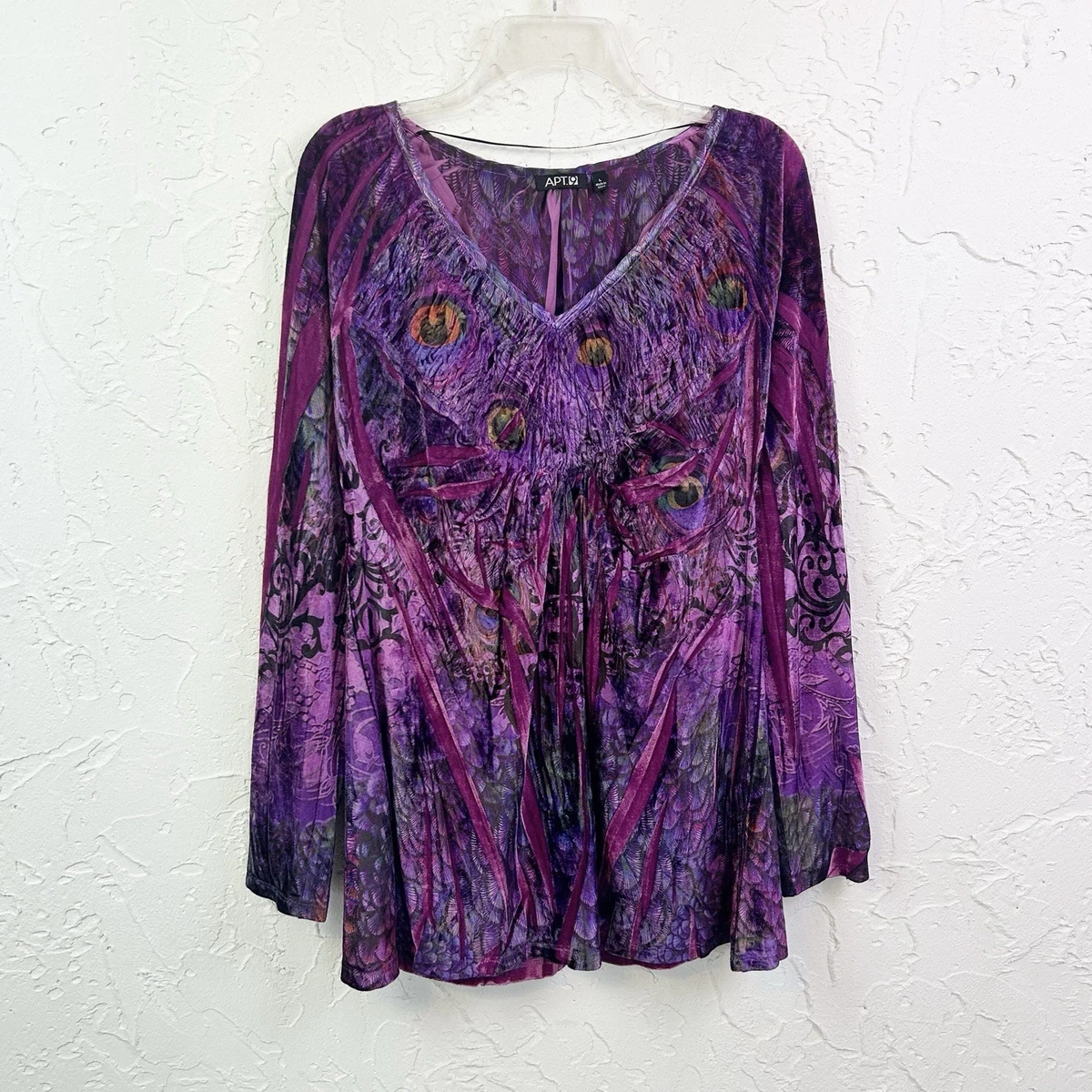 Women's Velvet Crewneck Long Sleeve Top - Loose Fit, Vintage Style, Casual Blouse For Fall & Going Out