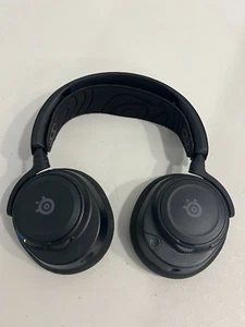 READ SteelSeries - Arctis Nova 7 Wireless Gaming Headset for PC - Picture 1 of 6
