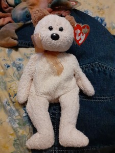 huggy beanie baby value