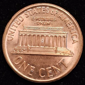 1990 Broad Struck Lincoln Memorial Cent MINT ERROR BROADSTRUCK - Picture 1 of 2