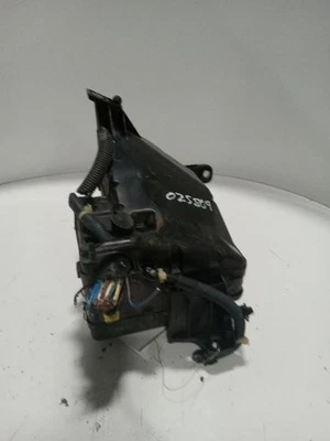 Fuse Box Engine Fits 04-06 SIENNA 997766 - Image 1 of 4