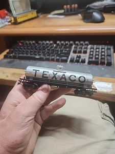 Tyco HO Scale 40' Silver TEXACO Tank Car Tanker Single Dome - Picture 1 of 7