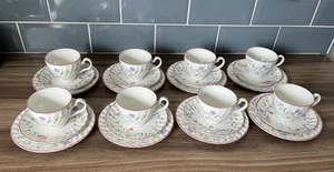 Johnson Brothers Summer Chintz 8x Cup Saucer Plate Trios - In Great Condition - Picture 1 of 6