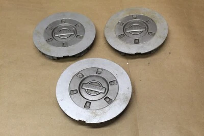 2000 - 2001 Nissan Maxima Center Cap OEM 40315 2Y910 - Image 1 of 4