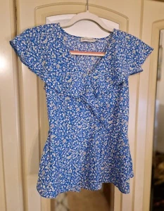 PARAPHRASE Ladies Lovely Blue & White Floral Top Size XS Waist 13" Pretty Ditsy - Picture 1 of 6
