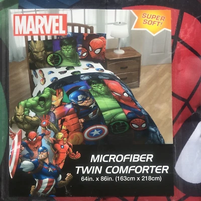 Marvel Avengers TWIN Comforter Spider-Man IronMan, Incredible Hulk, Capt America - Image 1 of 4