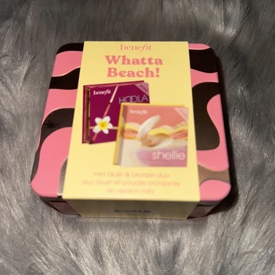 benefit Whatta Beach Mini Set Hoola Shellie  2.5g / 0.08 oz Each - Image 1 of 3