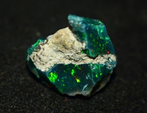 Smooth Black Opal Rough 11.95 Cts Natural Ethiopian Welo Opal Raw, Jewelry Grade - Picture 1 of 5