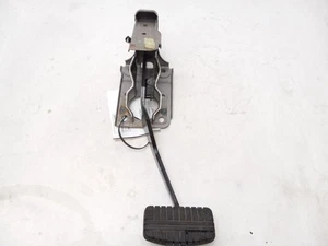 BRAKE PEDAL fits MITSUBISHI OUTLANDER 2015 OEM - Picture 1 of 5
