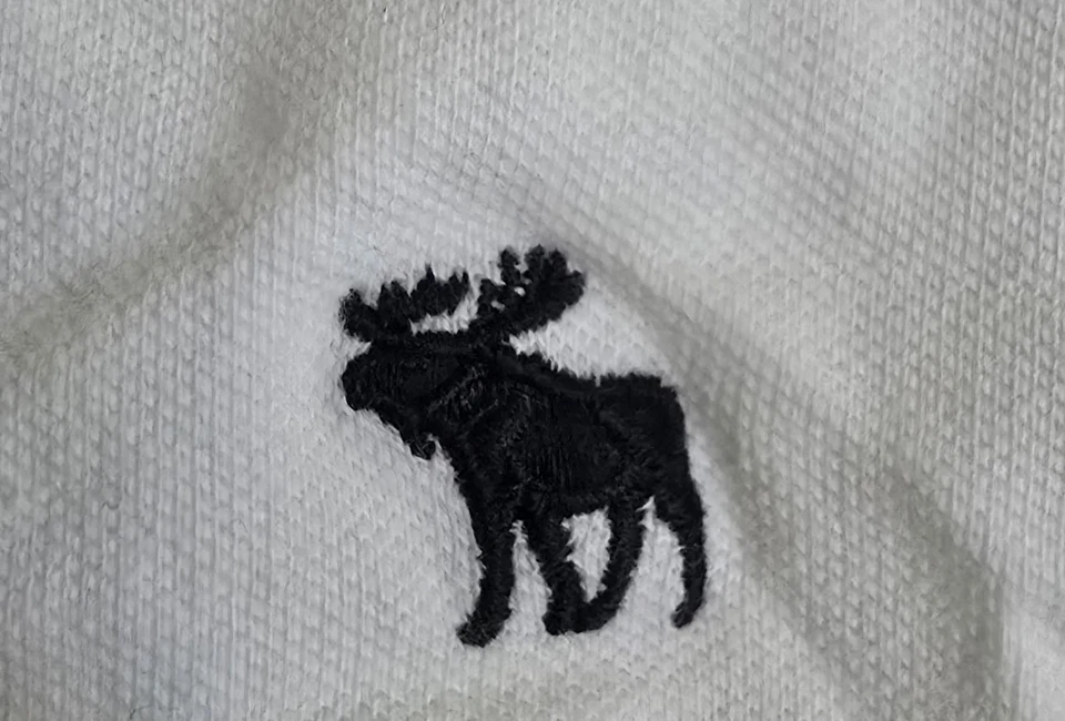 NWT Men's XXL White Abercrombie & Fitch Moose Stretch Polo Shirt   - Image 1 of 4
