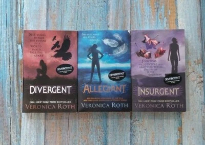 3 x Veronica Roth Paperback Books - Fantasy (Bundle, Job Lot) - Image 1 of 2