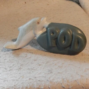 Vintage POD EDGECOMB Art Pottery Dealer Sign Plaque Dolphin Maine USA - Picture 1 of 6