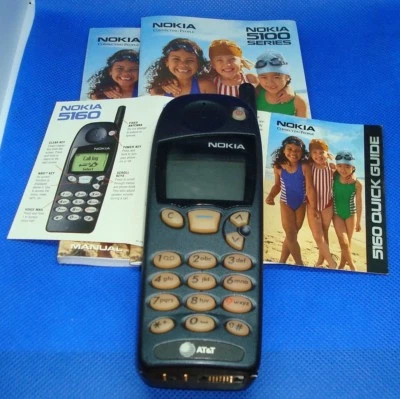 VINTAGE Older AT&T Nokia 5160 Cellular Bar Phone (BIN 19) FOR PARTS OR DISPLAY - Image 1 of 4