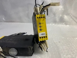 Relé de seguridad Moeller ESR4-NZ-21 - Imagen 1 de 5
