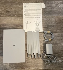 Verizon Business Internet Gateway ASK-NCM1100E w/POWER CORD & Antennas MINT - Picture 1 of 5