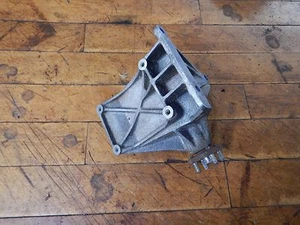 Jeep Cherokee XJ 1991-2001 4.0L  AC Engine Air Compressor Bracket Pulley Mount - Bild 1 von 1