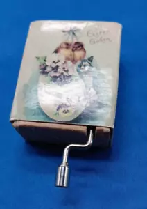 Vintage Victorian Trading Co Easter Hand Held Music Box Crank (VIDEO) - Picture 1 of 6