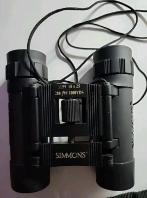 Simmons 10x 25 Binoculars Model 1159 W/Case & Cleaner-Field 288 ft At 1000 yds - Image 1 of 4