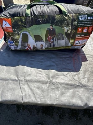 Ozark Trail [WT221608] 8-Person Clip & Camp Family Tent NEW & SEALED!! - Image 1 of 4