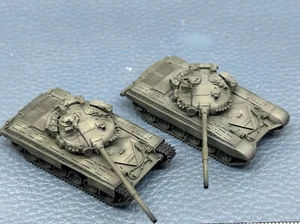1/144 Russian T-72A main battle tank finished model - Picture 1 of 12