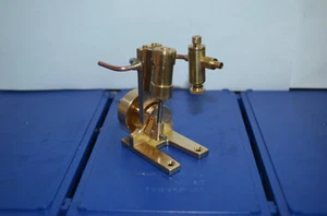 M1 SINGLE CYLINDER, DOUBLE-ACTING LIVE STEAM ENGINE - Picture 1 of 5