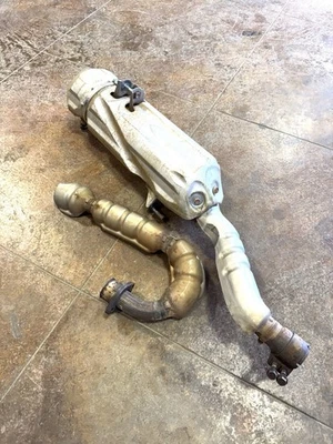 Silenciador y tubo de escape Honda Rancher 420 2007-2008 todos los modelos OEM 18310-HP5-600 Foto 1 de 4