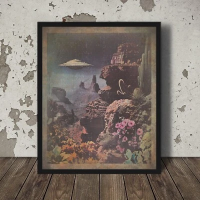 Arte de pared OVNI occidental vintage, decoración de flores de cactus alienígenas, póster botánico UAP Foto 1 de 4