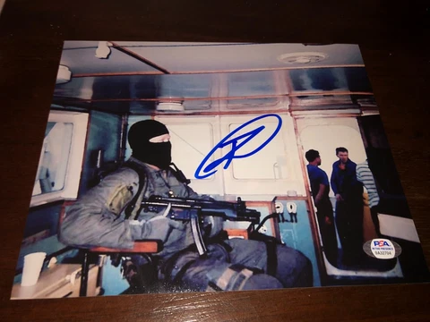 Robert Rob O'Neill US Navy Seal Team Six Bin Laden Signed 8x10 Photo PSA E7 Cover