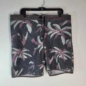 O’Neill Hyper Freak Hybrid Floral Mens Board Shorts  Size 38 - Picture 1 of 8