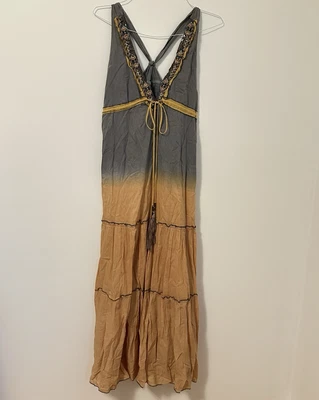 Платье Lulumari женское M без рукавов с бретелью через шею вышитое бисером омбре многоярусное богемное - Изображение 1 из 4