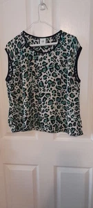 Cabi Damen blau und grün Swoop Neck Animal Print. Größe Medium. B65 - Bild 1 von 5