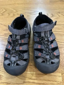 Keen Kid's Unisex Newport H2 Closed Toe Water Sandal Gray/Black Size 3 - Picture 1 of 6
