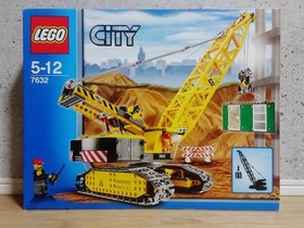 LEGO City 7632 Crawler Crane Discontinued Damaged Set