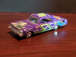 1998 Racing Champions Stock Rods #5 Terry Labonte Spooky Fruit Loops 1/64 - Picture 1 of 8