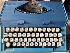 Vtg Sears Malibu Blue MCM Portable Typewriter & Cover Desk Decor Works! - Picture 1 of 10
