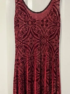 BlackMilk Maroon Burnt Velvet Maxi Dress Size Medium - Picture 1 of 2