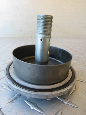 1983 83 KAWASAKI KZ550A KZ 550A 550 OIL FILTER COVER - Image 1 of 4