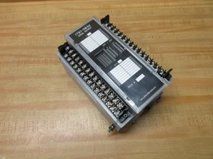 Allen Bradley 1791-0B32 DC Ouput I/O Module 1791-OB32 Series B W/O Covers - Picture 1 of 5