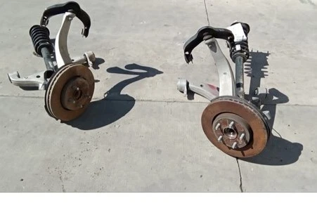 Audi A3 2016 pasajero lado derecho conjunto de rodilla derecha 156 k millas fabricante de equipos originales Foto 1 de 2