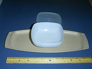 TUPPERWARE Cheese & Crackers SERVE-ETTE Tray #771 with Dip Bowl #770 & Seal #772 - Picture 1 of 2