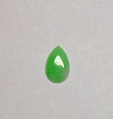 JADE loose stone unset 1 pear shape Natural Good Green Color Good Translucency - Image 1 of 4