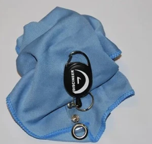 Discineer Retractable Towel - Disc Golf Towel - Picture 1 of 3
