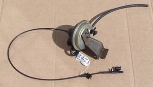 87 - 91 FORD F150 BRONCO F250 F350 CRUISE CONTROL SERVO ASSEMBLY WITH CABLE OEM - Picture 1 of 4