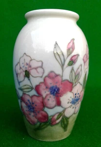 MOORCROFT SPRING BLOSSOM VASE - SALLY TUFFIN. - Picture 1 of 10