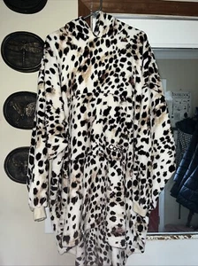 The Comfy Oversized Hoodie Wearable Animal Print Rare HTF Blanket OSFA GUC - Picture 1 of 10