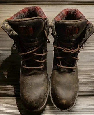 CAT WOMEN'S BROWN LEATHER BOOTS PLAID FABRIC ACCENT STEEL TOE RUBBER SOLE 9.5 - Image 1 of 4