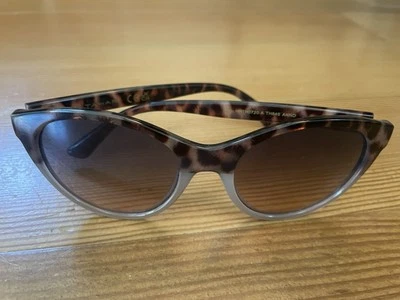 Gafas de sol Tahari marrón marco tortuga lentes degradadas elegantes Foto 1 de 3