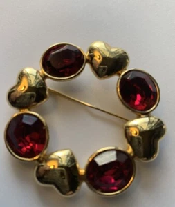 Monet Gold Tone Round Brooch Red Stones and Hearts - Picture 1 of 6