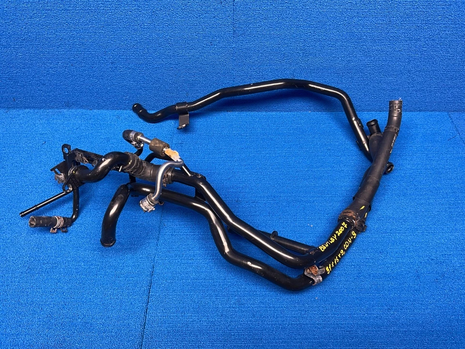 Juego de tubos de manguera de agua refrigerante Bentley Continental GTC 2006-2010 OEM Foto 1 de 4