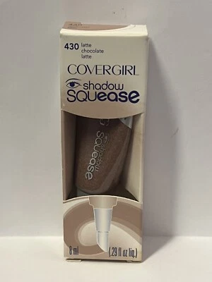 Covergirl Shadow Squease Cream to Powder Shadow, # 430 Latte Chocolate - Image 1 of 2